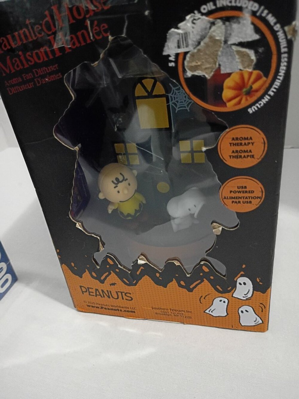 PEANUTS HAUNTED HOUSE AROMA FAN DIFFUSER